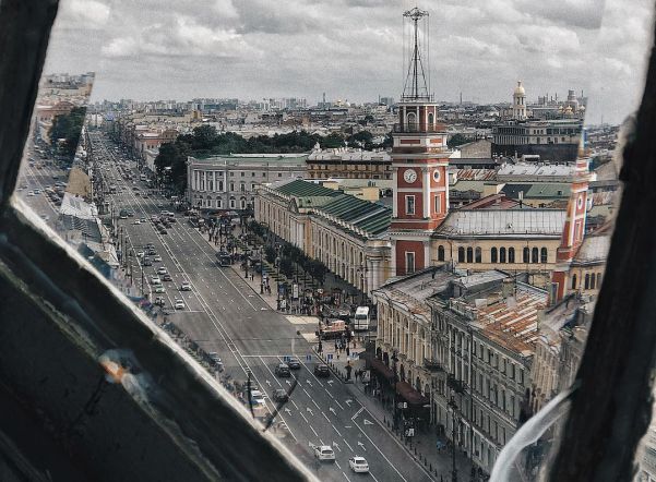 В Петербурге с 30 сентября перекроют сразу несколько улиц
