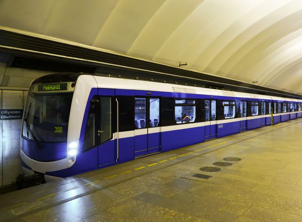 Новые вагоны для метро не успеют поставить в Петербург к ЧМ-2018