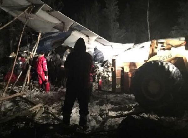 В Канаде потерпел крушение самолет с 25 людьми на борту