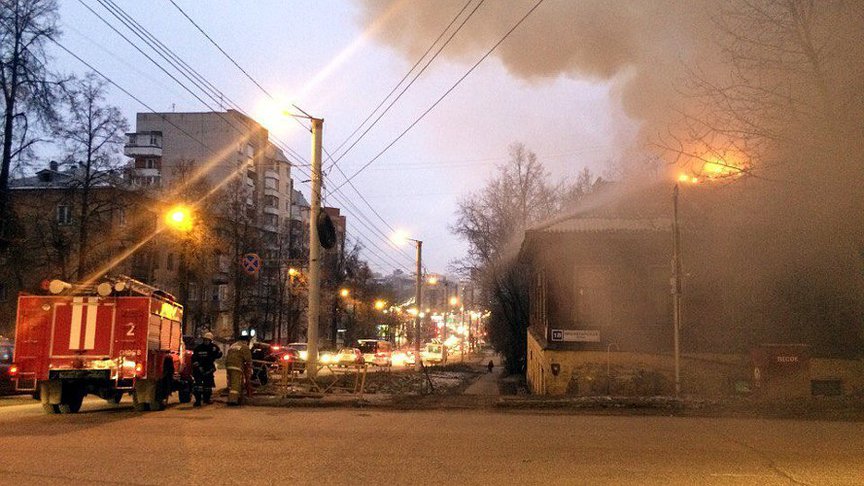 В Кирове от огня пострадал дом купца Прозорова