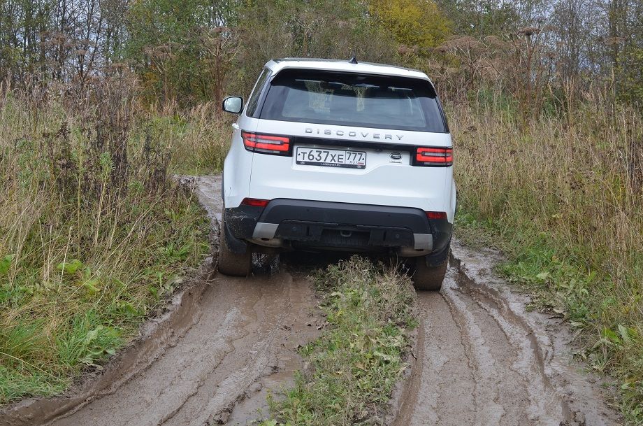 На границах возможного: автомобили Land Rover покоряют сердца и русское бездорожье На границах возможного: автомобили Land Rover покоряют сердца и русское бездорожье