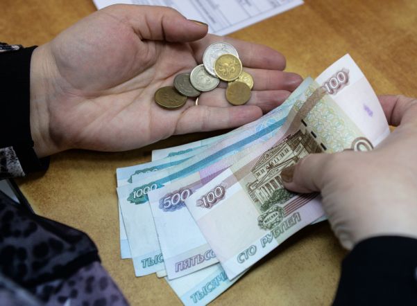 Прожиточный минимум и МРОТ сравняются лишь к 2019 году Прожиточный минимум и МРОТ сравняются лишь к 2019 году