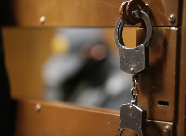Саентолог в Петербурге получила шесть лет колонии за «продажу» квартир на 133 млн рублей Саентолог в Петербурге получила шесть лет колонии за «продажу» квартир на 133 млн рублей