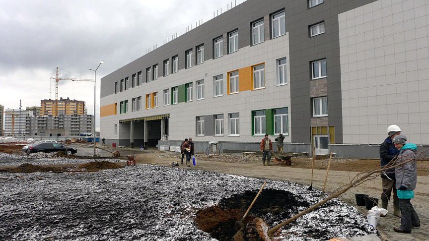 Школа в Урванцево готова на 80%