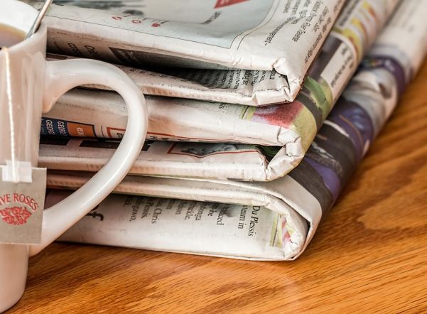 Картина дня: раненные в Сирии журналисты и избитый перед концертом рэпер Гнойный Картина дня: раненные в Сирии журналисты и избитый перед концертом рэпер Гнойный