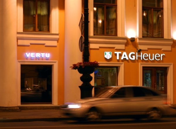 Вместо салона Vertu на Невском проспекте откроется пекарня