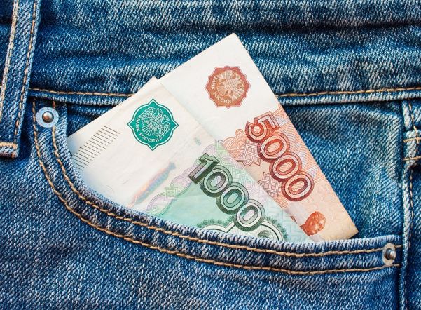 Рост реальных зарплат в России обогнал инфляцию Рост реальных зарплат в России обогнал инфляцию