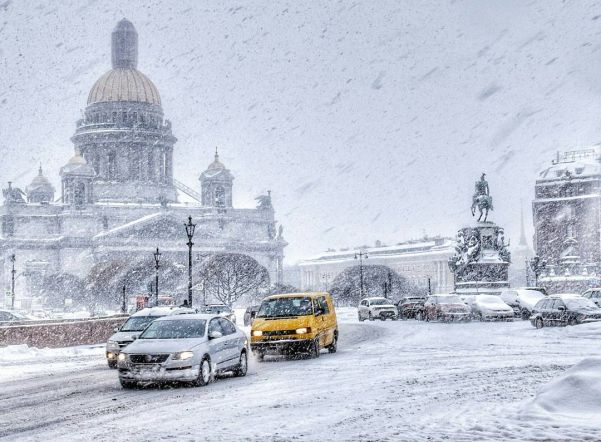 Петербург накроют сильные снегопады в начале декабря