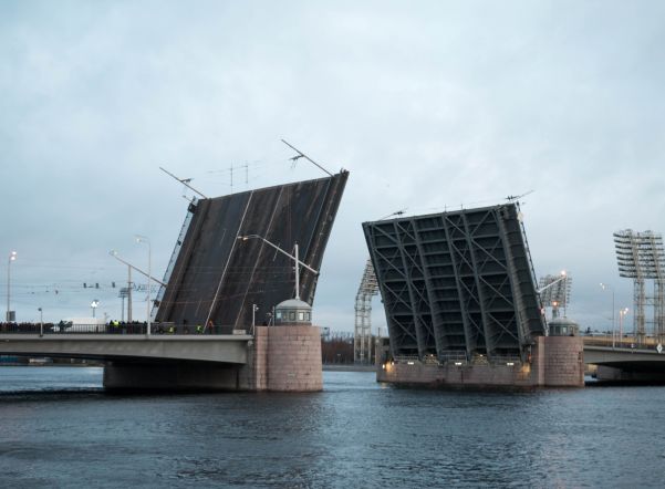 Тучков мост открыли после масштабной реконструкции (ФОТО) Тучков мост открыли после масштабной реконструкции (ФОТО)