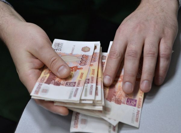 Депутаты ЗакСа просят ускорить расследование по кооперативу «Семейный капитал» Депутаты ЗакСа просят ускорить расследование по кооперативу «Семейный капитал»