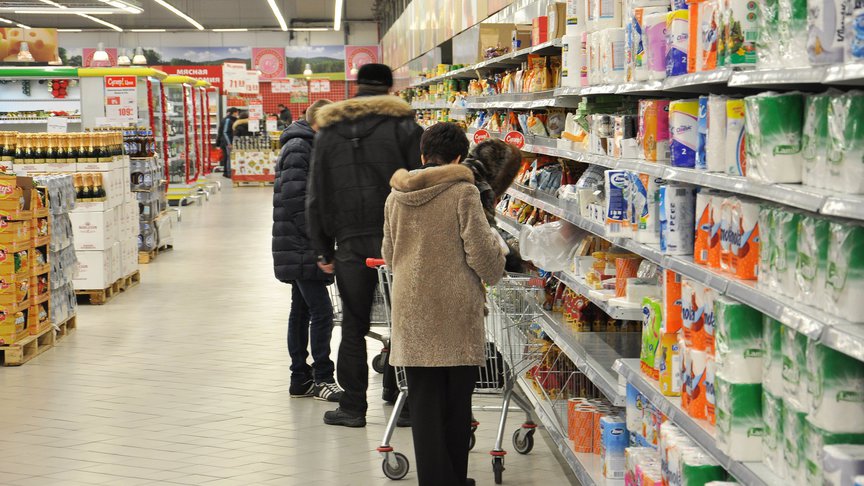 Что почём: какие продукты подешевели и подорожали в кировских магазинах