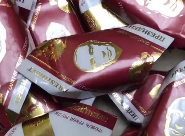Конфеты с Путиным из Петербурга покорили Беларусь Конфеты с Путиным из Петербурга покорили Беларусь