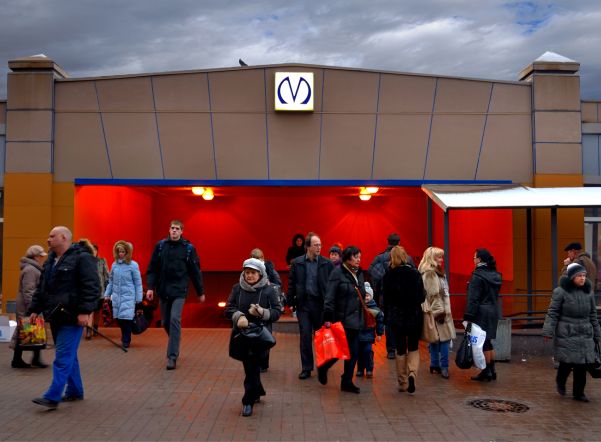 Станцию метро «Купчино» открыли после проверки