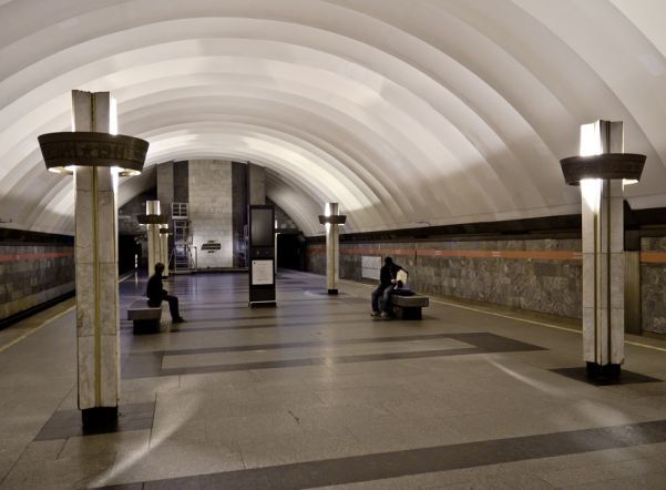 Станция метро «Ладожская» закрыта на проверку