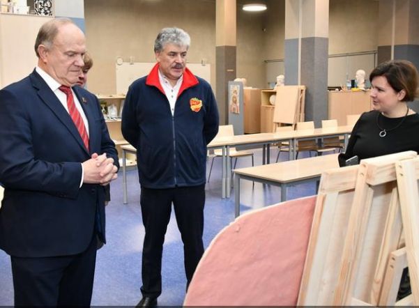 Зюганов предложил Грудинина в качестве кандидата на пост президента Зюганов предложил Грудинина в качестве кандидата на пост президента