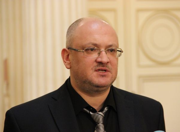 Депутат ЗакСа Резник подал в суд на вице-губернатора Говорунова Депутат ЗакСа Резник подал в суд на вице-губернатора Говорунова