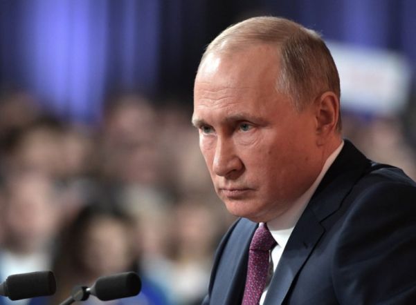 Инициативная группа из 600 человек выдвинула Путина в президенты Инициативная группа из 600 человек выдвинула Путина в президенты