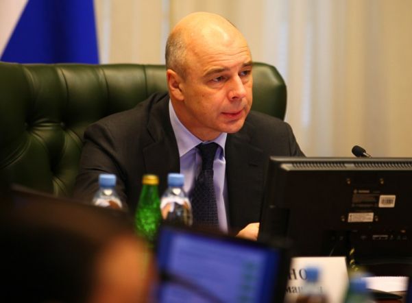 Минфин впервые назвал зарплаты министров