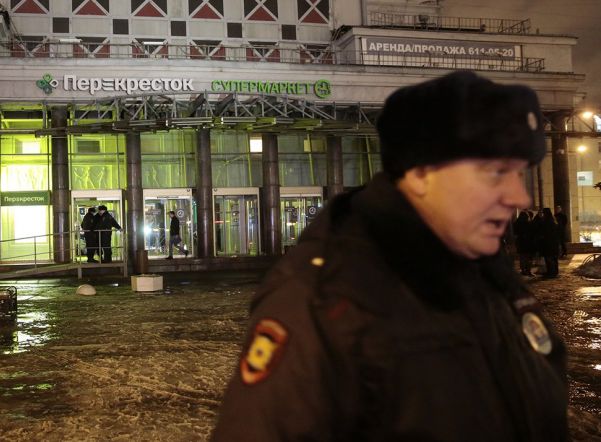 Перекресток уберет камеры хранения во всех магазинах в Петербурге Перекресток уберет камеры хранения во всех магазинах в Петербурге