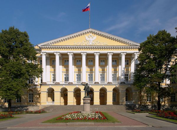 Смольный не нашел нарушений в работе администрации Центрального района Смольный не нашел нарушений в работе администрации Центрального района