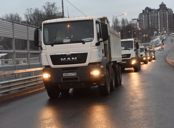 Открыто движение по Поклонногорскому путепроводу Открыто движение по Поклонногорскому путепроводу